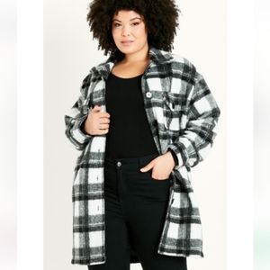 Evans plus sized Shacket size 26/28